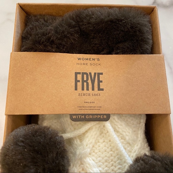 FRYE Cable Knit Fur Sherling Home Socks Gift Box - Picture 2 of 7